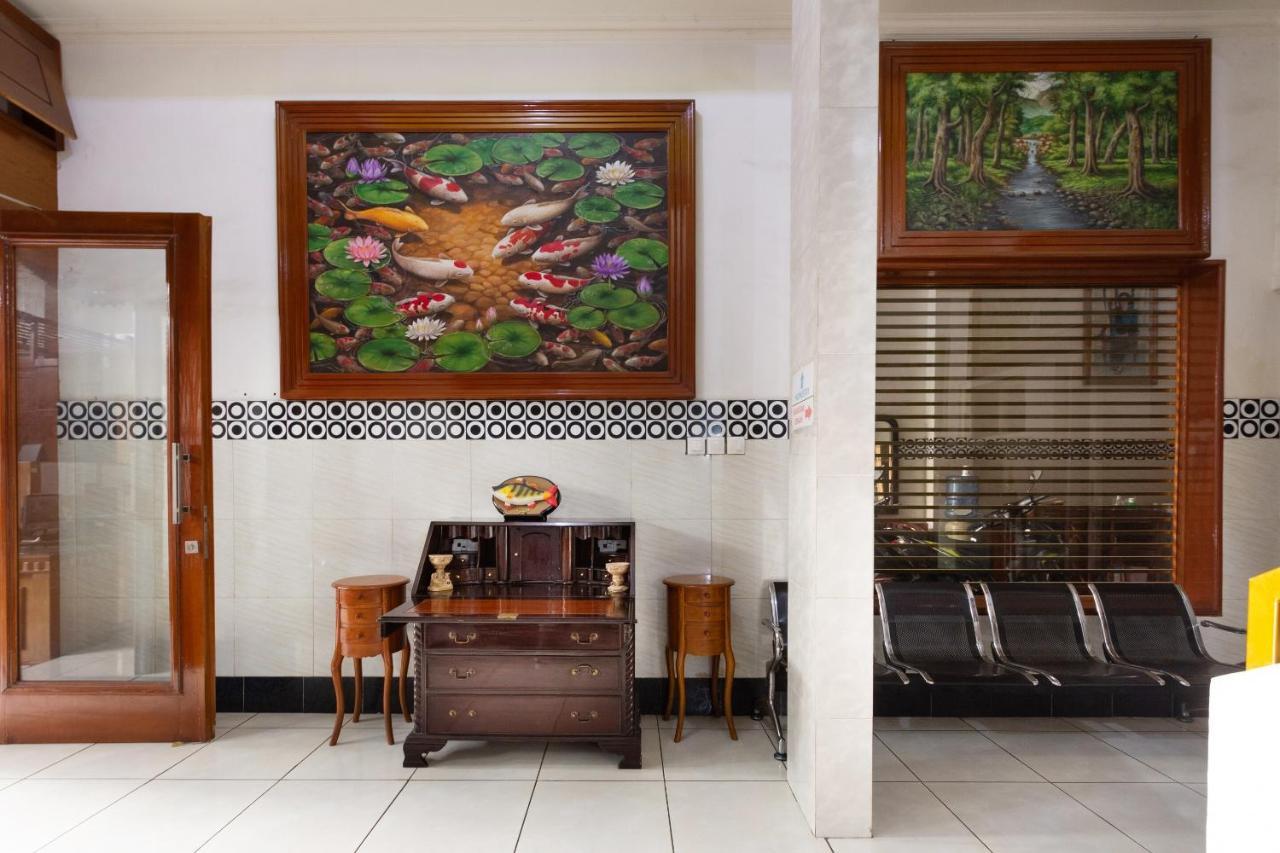 Homestay Gayatri Sawojajar Near Univ Negeri Malang Kampus 2 Mitra Reddoorz Екстер'єр фото